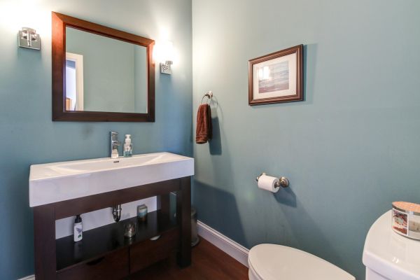 Cost of Powder Room Construction in Oroville
